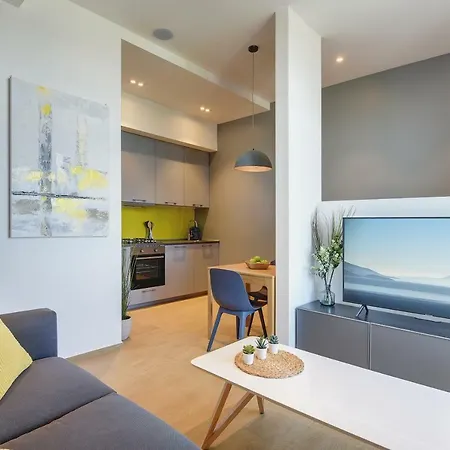 Apartment Lifestyle *